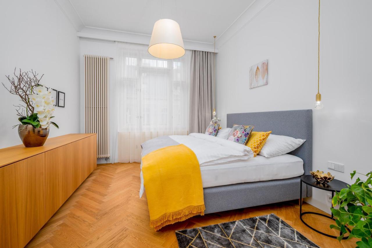 Prague Days - Old Town - Spacious Apartment Bagian luar foto